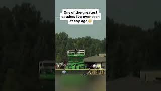 What a catch! ️ #baseballszn #baseball #mlb #beisbol #sports