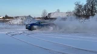 Alfa Romeo Stelvio 2.0 280hp snow drift