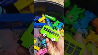 Hunting for toy cars, Tayo and Rogi buses