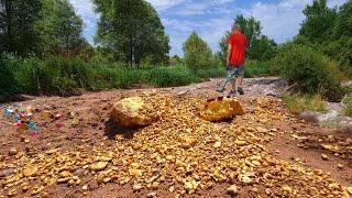 How Gold is Formed in a River Bed