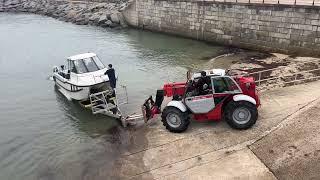 Nice boat launch by Cheetah Marine , Ventnor, Isle of Wight