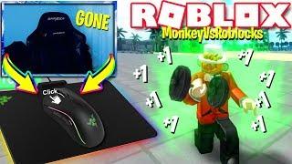 CHEATING In Weight Lifting Simulator 3 *AUTO CLICKER* (Roblox)