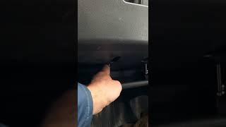пятименутная замена радиатора печки на высокой панели ВАЗ