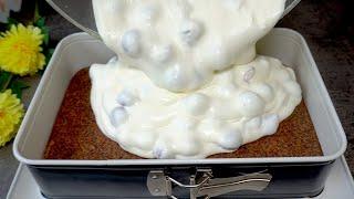 Easy cake disappears in 1 minute! The recipe everyone is looking for