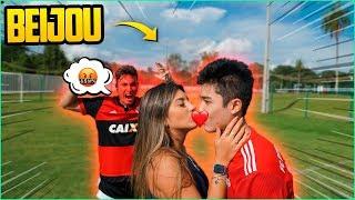 ELA BEIJOU OUTRO JOGADOR DE FUTEBOL NA MINHA FRENTE!! ( deu briga )