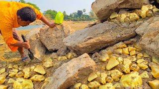 Amazing Digging gold treasure at mountain-gold mining village