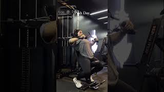 Why do women show cleavage  #cleavage #hot #vlog #surprise #gym #youtubeshorts