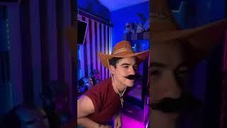Mike de changovisión baila Hula Hula 