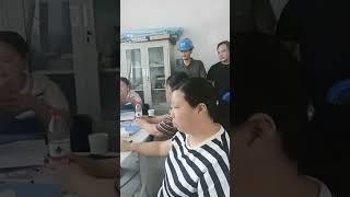 【中国多地爆发集体讨薪事件】