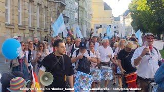 MACHT FRIEDEN Umzug - Tag der Deutschen Einheit - München Marienplatz 03.10.2023