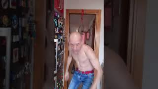 Marcial Layons Funny video, chupapimuñaño.!