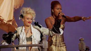 Gwen Stefani & Eve - Rich Girl (The 47th Annual Grammy Awards 2005) HD