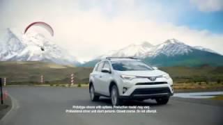 Toyota Paragliding: RAV 4 окрыляет!