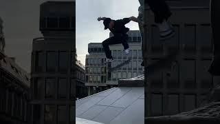 Some crazy hardflips from Aurelien!