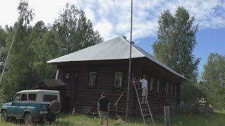 Деревня в глубине лесов. Опустевшая деревня староверов в глухом месте. Очень тихая деревня.