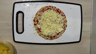 How to make pizza