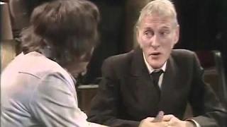 Steptoe And Son S8E6 Seance in a Wet Rag and Bone Yard