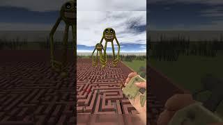 Giant Smiley in Maze #shorts #gmod #garrysmod #shortvideo #shortsfeed