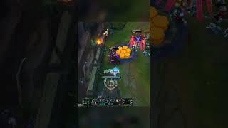 YOU CANT GANK THE BEAR #leagueoflegends #outplay #gaming #league #leagueclips #volibearstreamer