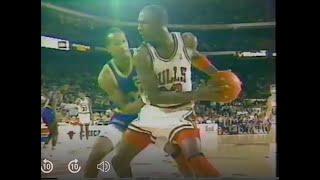 MICHAEL JORDAN Baseline Dunk Nuggets @ Bulls 1989