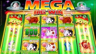 MEGA WILDS IN BONUS!!! BIG WIN at MAX BET - Invaders Return From the Planet Moolah - CASINO SLOTS