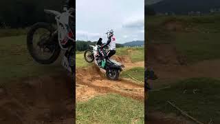 cf moto 450mt vs ktm 890 jump#cfmoto #450mt #offroad #adventure #ktm #ktm890adventure