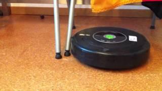 iRobot Roomba 581 im Einsatz - Staubsaugerroboter