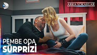 Mesut'tan Selin'e Pembe Oda Sürprizi #ArkaSokaklar 681. Bölüm