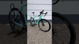  ITALIAN GRAVEL BIKE BIANCHI e-road IMPULSO 2024 #shorts #italy