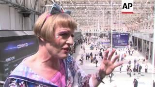 Grayson Perry and Anthony Gormley launch the second 'Art Everywhere' project