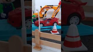 GREEN NASCAR CAR TURNS RED #car