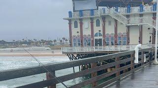 𝐀𝐝𝐯𝐞𝐧𝐭𝐮𝐫𝐞𝐬 𝐰𝐢𝐭 𝐈 𝐏𝐚𝐭𝐭𝐚 is live! Pier fishing rainy