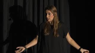 La importancia del  buen servicio. | Patricia Tintori | TEDxNaguanagua