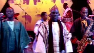 Orchestra Baobab - Ndongoy Daara (Jools 2002).mpeg