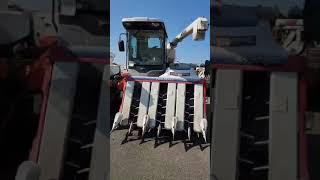 Yanmar GC695 Rice Harvesting Japan